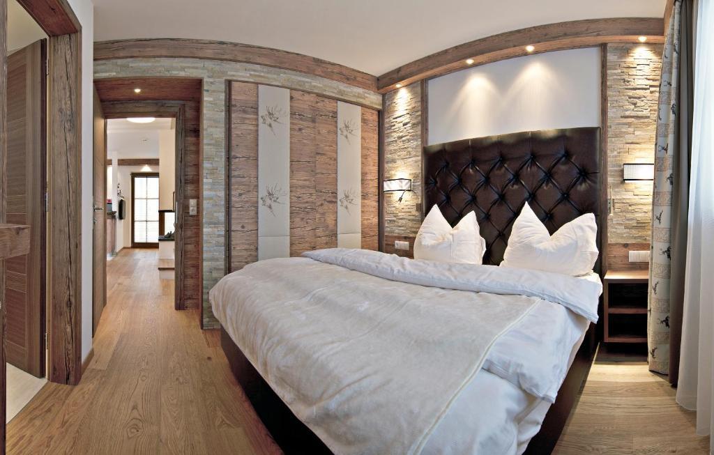 Alpenchalet Brücke Mayrhofen Kamer foto