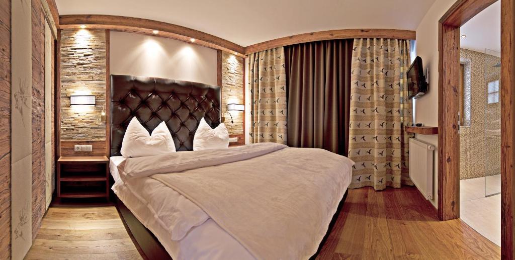 Alpenchalet Brücke Mayrhofen Kamer foto