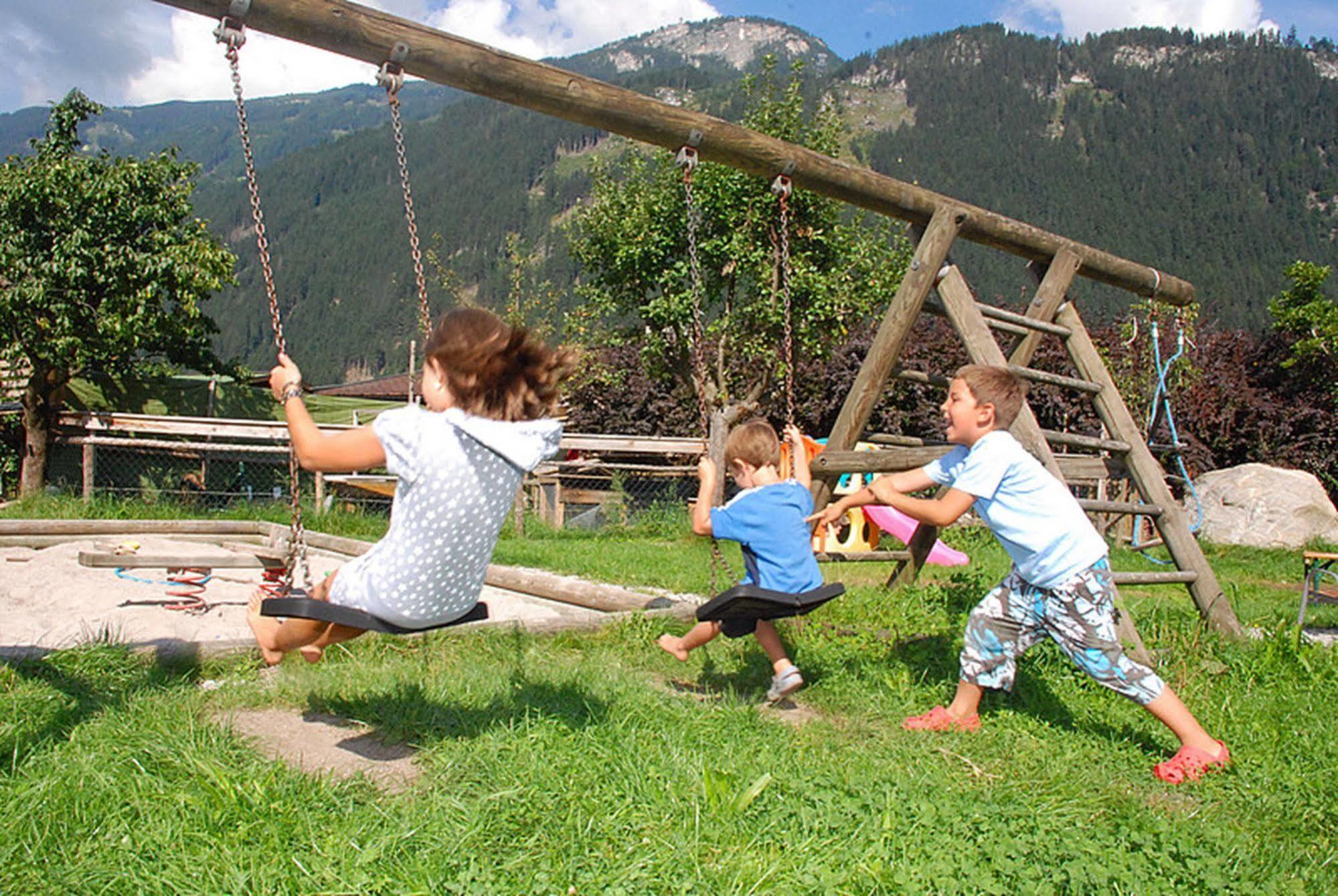 Alpenchalet Brücke Mayrhofen Buitenkant foto