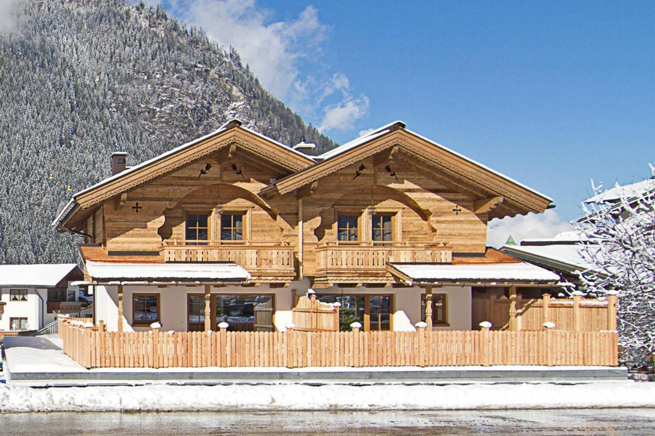 Alpenchalet Brücke Mayrhofen Kamer foto